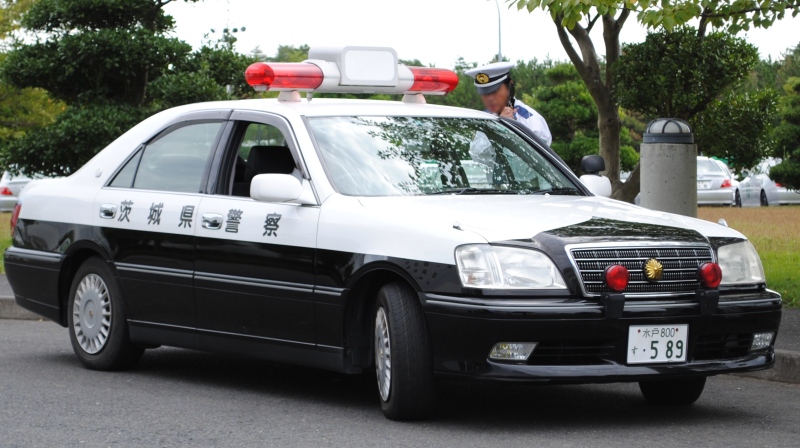 RAIS 1 クラウン 熊本県警察所轄署交通課車両 43 2019 GRS210 ロイヤル トヨタ