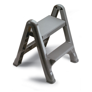 rubbermaid-420903-two-step-step-stool-fg420903cylnd.jpg