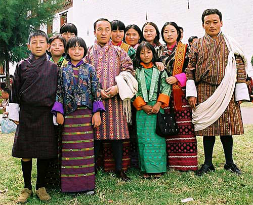 ブータンの民族衣装 | 添乗奮闘記