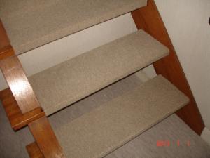 階段のカーペット