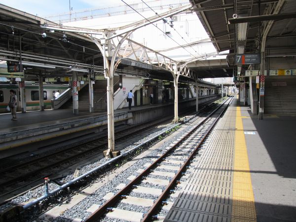 TC型省力化軌道に改修された上野駅7番線